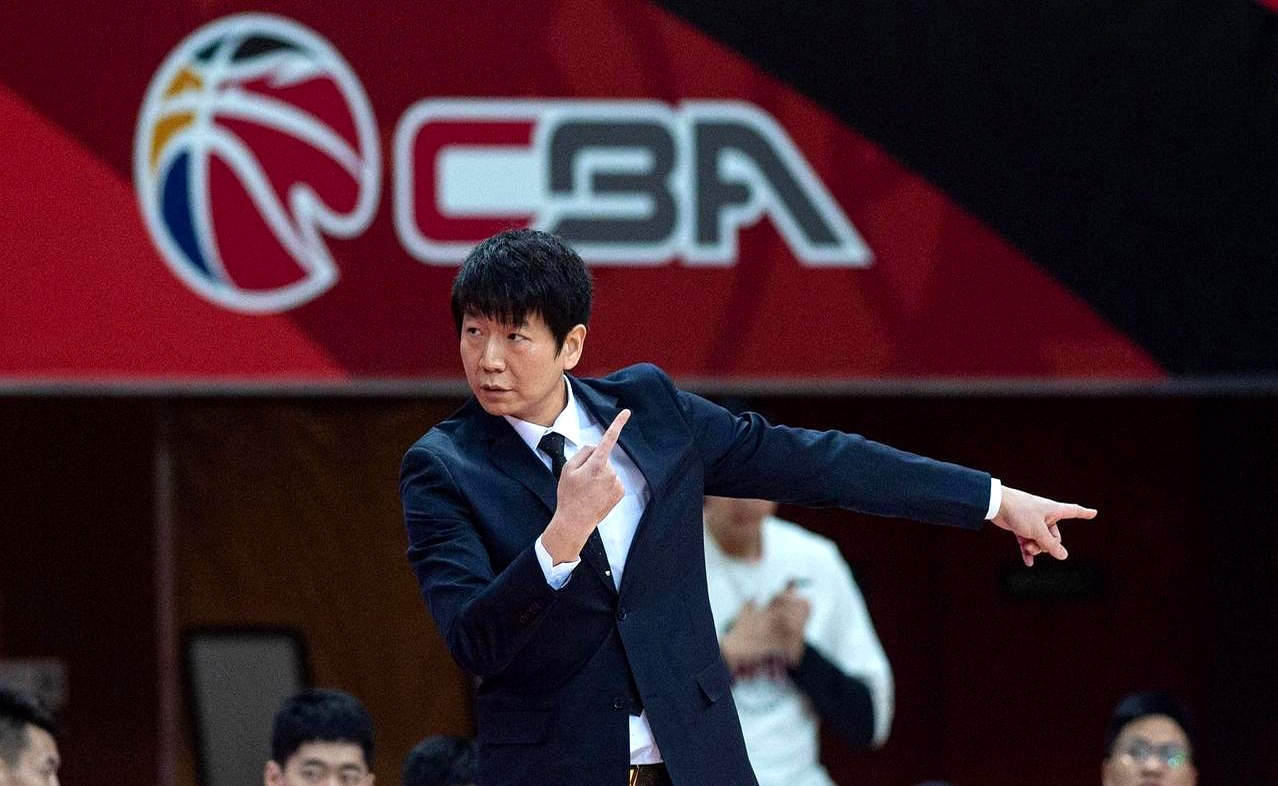 爱游戏体育官方-中超关键时刻走向成谜；北京首钢刷新队史纪录；质疑声仍在；控场能力受关注-爱游戏体育官方